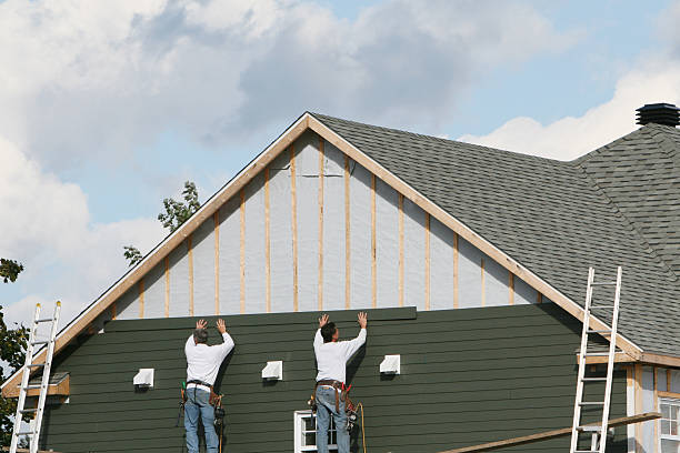 Professional Siding Contractor technician working in Cuddy, PA